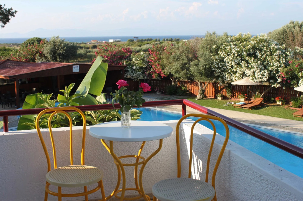Vallian Village Hotel