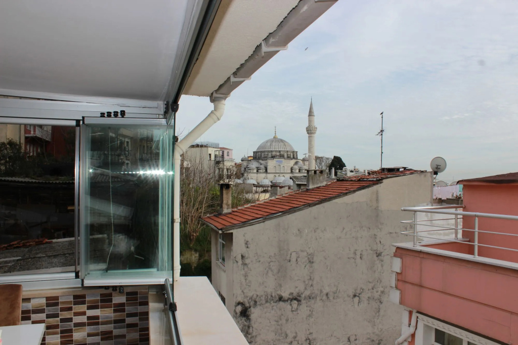 Carvan hotel