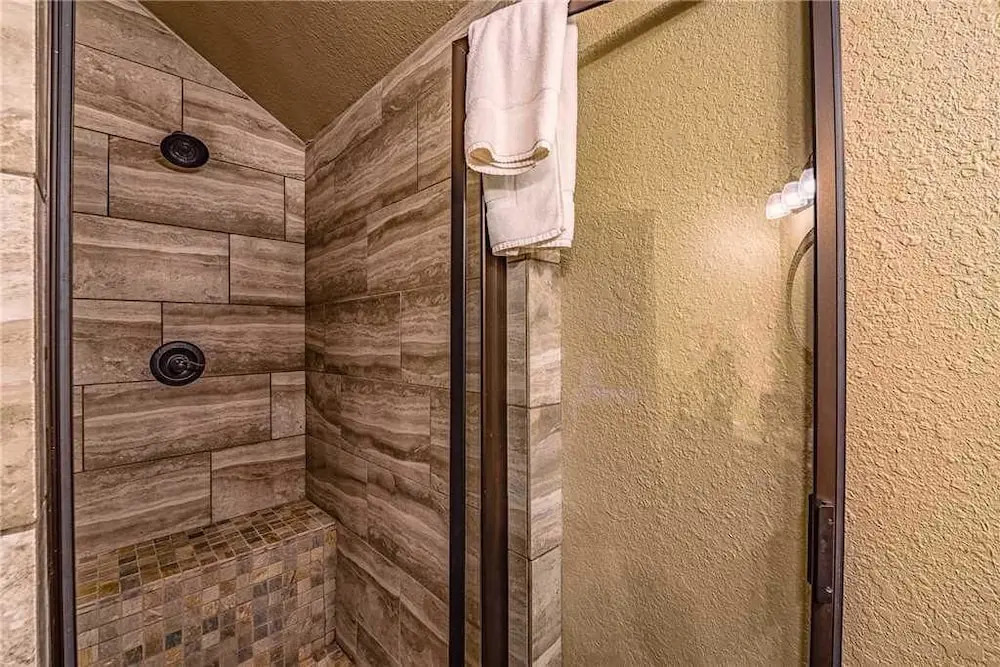 Altitude Adjustment - Three Bedroom Cabin