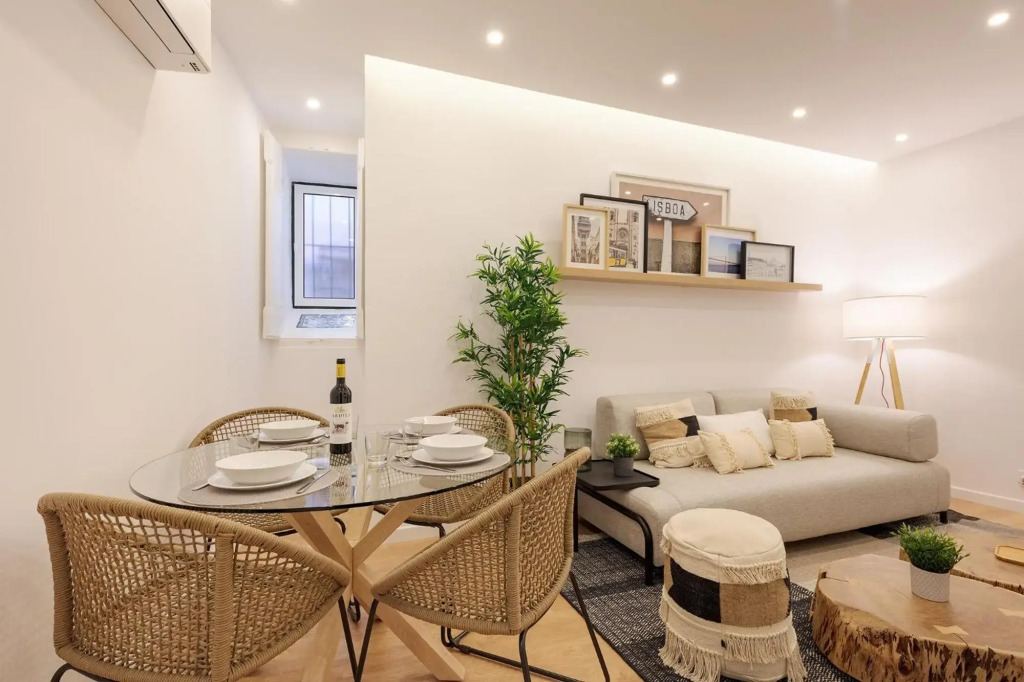 Real Apartment by SublimeHouses