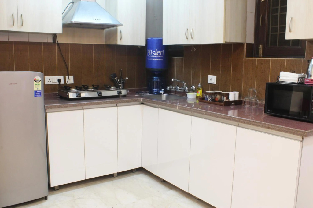 Luxurious modern 2BHK prime location Delhi