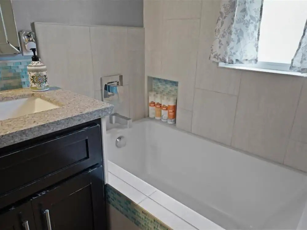 Relax & Getaway - Chic Belmont Shore Duplex