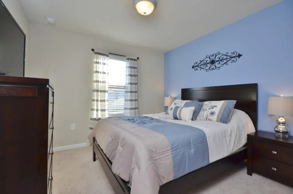 1998 Majorca Drive 5 Bedrooms, 3 Bathrooms