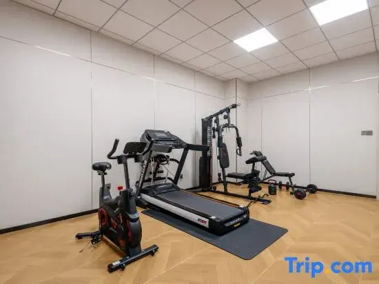Urba Hotel (Tekes Bagua City Taiji Altar Branch)
