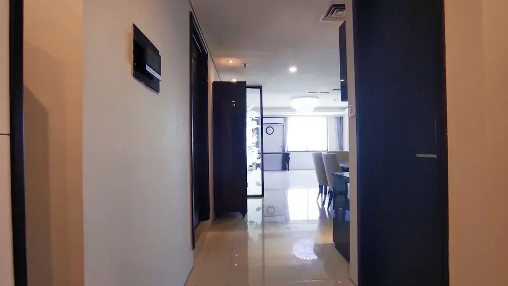 Premium and Restful 3BR in City Center at Kondominium Regensi Apartment