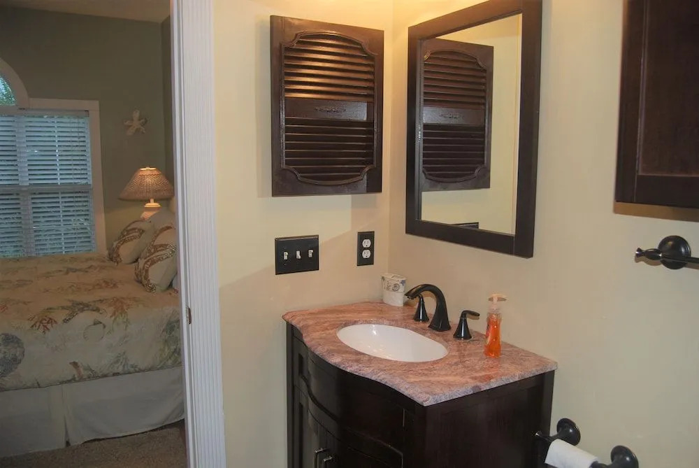 4673 Wild Iris Dr 203 2 Bedroom Condo by Redawning