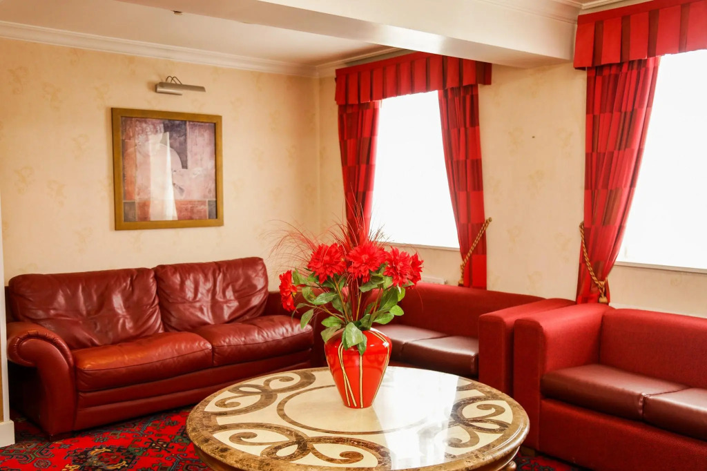 Chesters Hotel & Restaurant