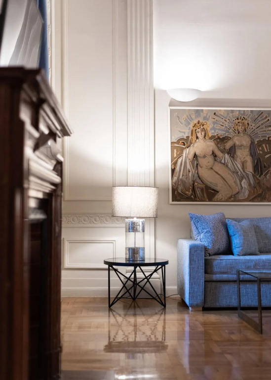 33 Solonos Suites