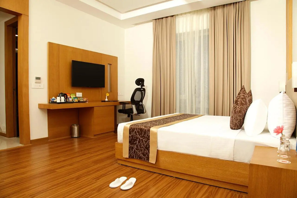 Clarks Inn Aligarh