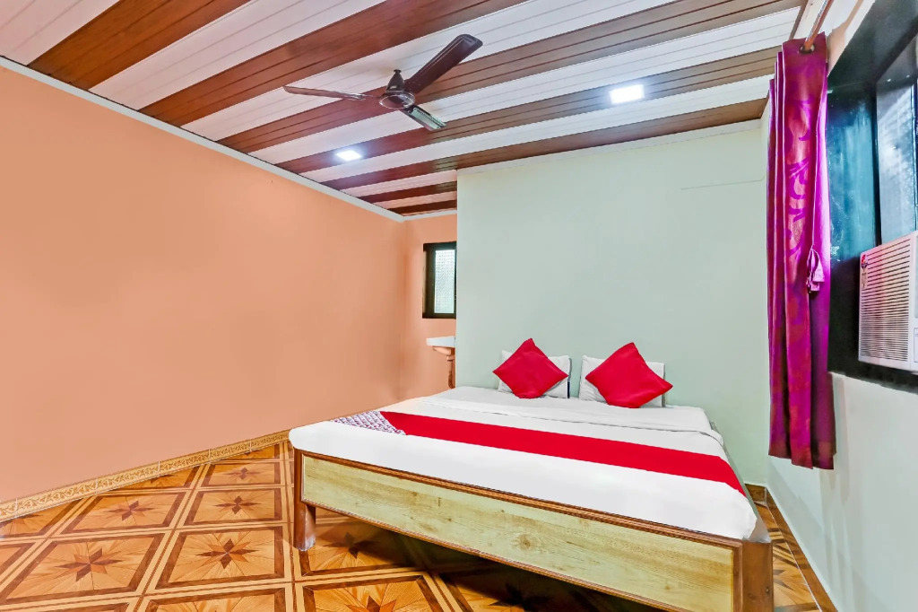 OYO 81439 Vishranti Kashid Beach Resort