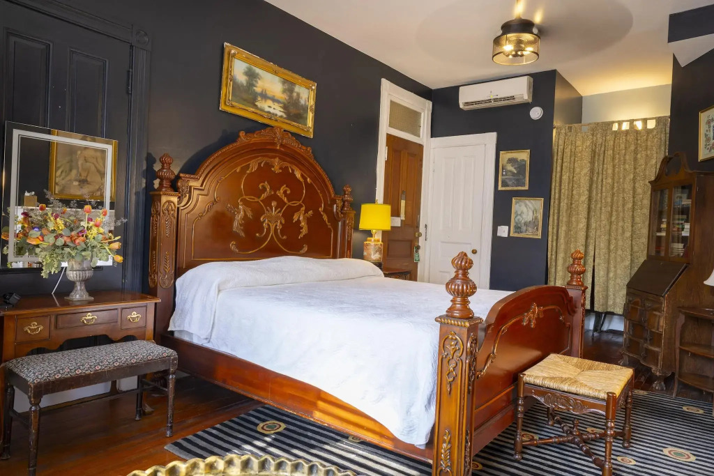 Hotel Tabard Inn