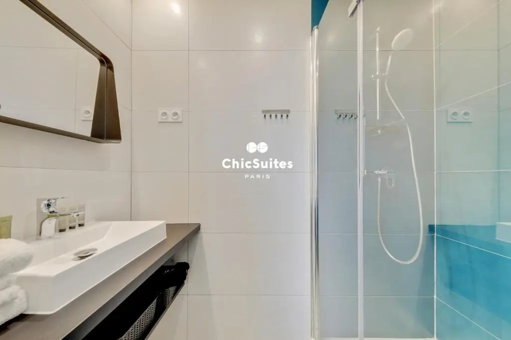 Bastille ChicSuites