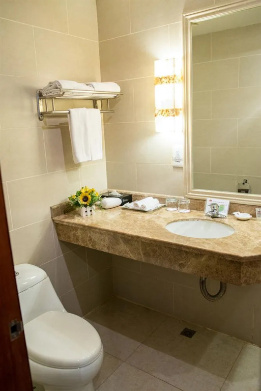 Junius Boutique Hotel
