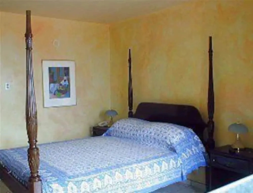 Scout's Place Hotel