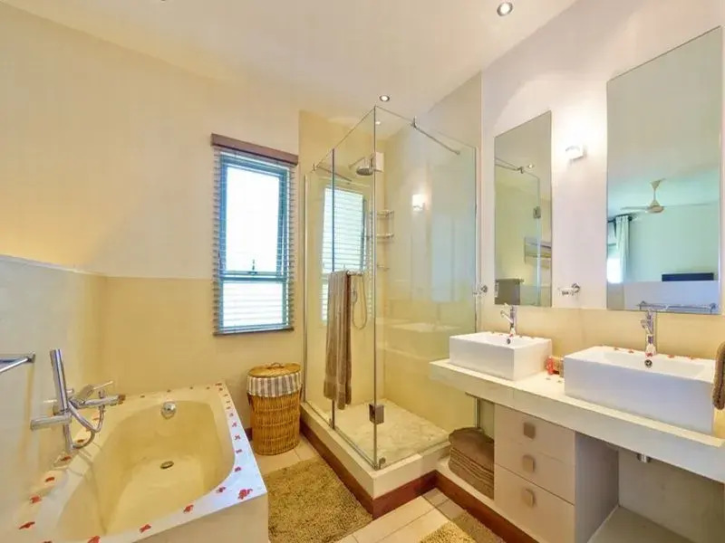 Bon Azur Beachfront Apartments & Penthouses by LOV Mauritius, Trou Aux Biches
