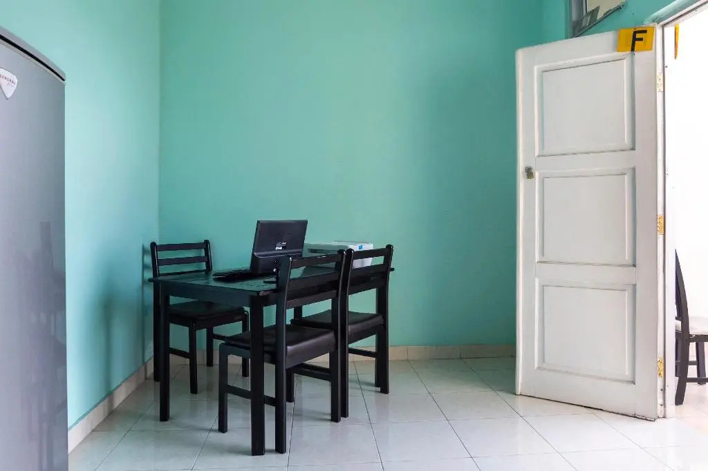 OYO 2950 Grand Suites Palace