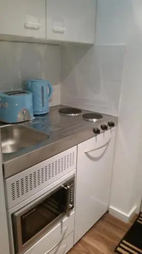 Cosy Self-Contained Studio in Salford Manchester