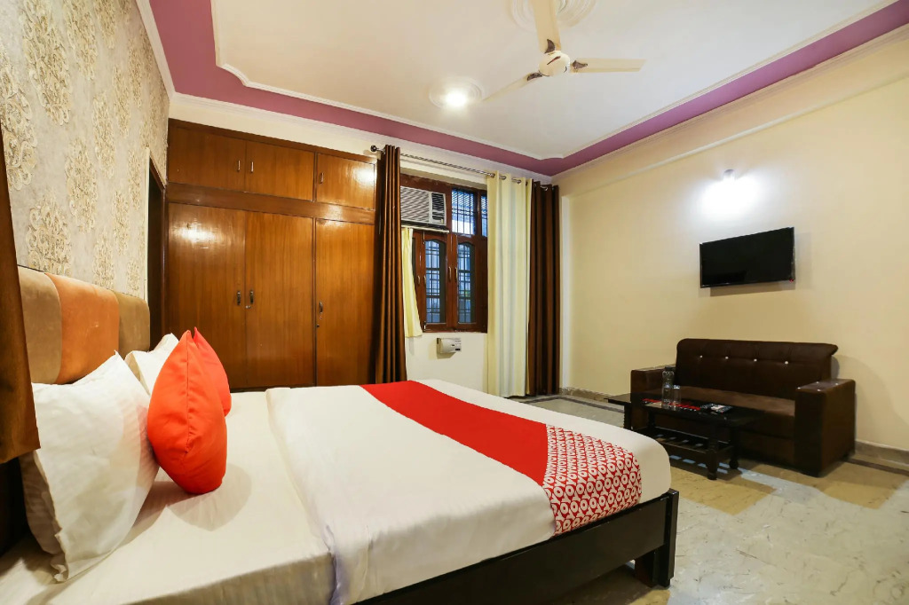 OYO 42702 A.S. Corporate Suites