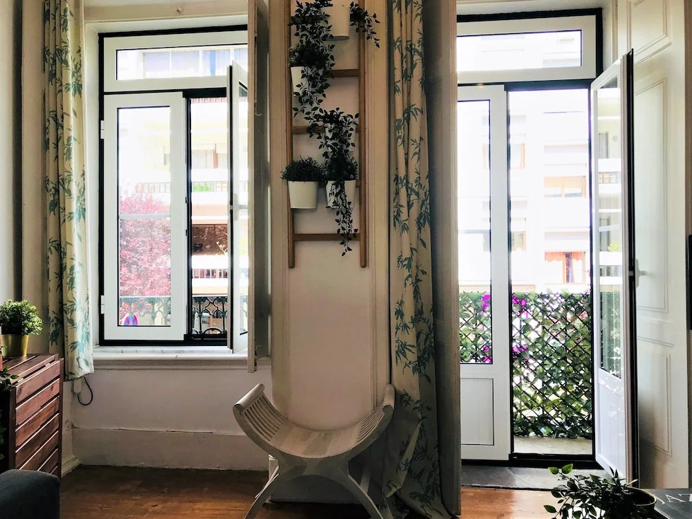 Charming Flat with Great Terrace, Best Location