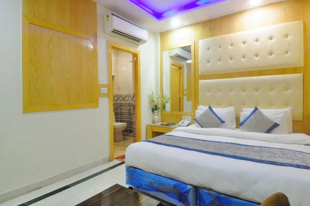 Check In Room RK Ashram
