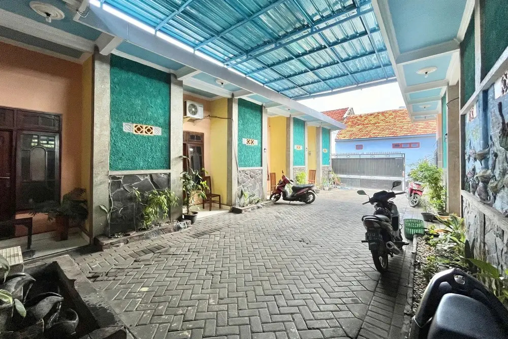 Raysha Luxury Guest House Mitra RedDoorz