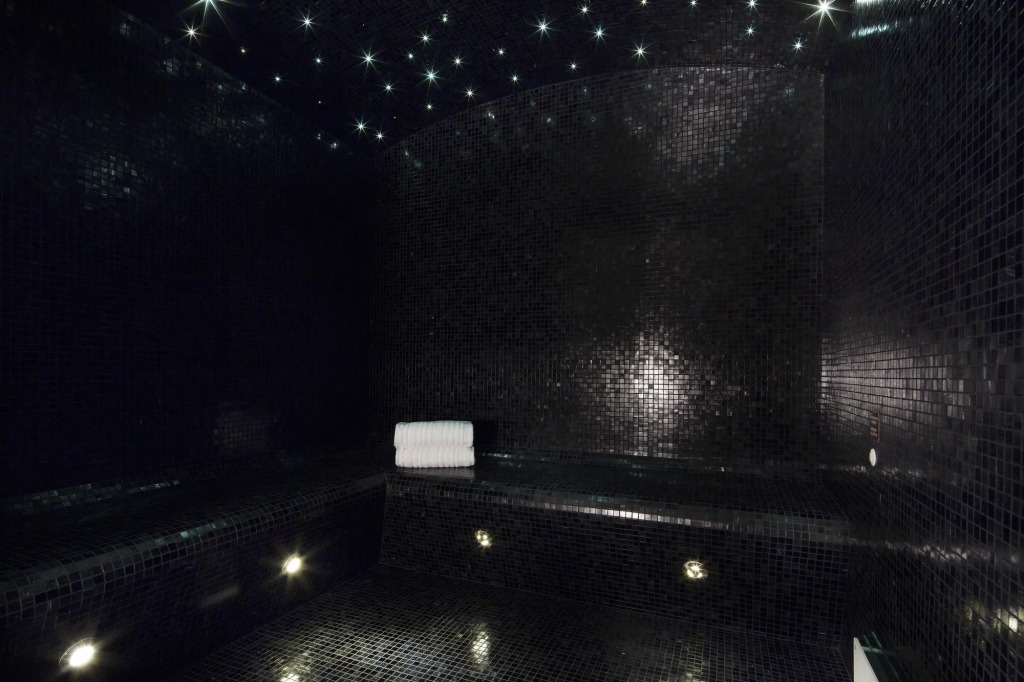Hotel Monge