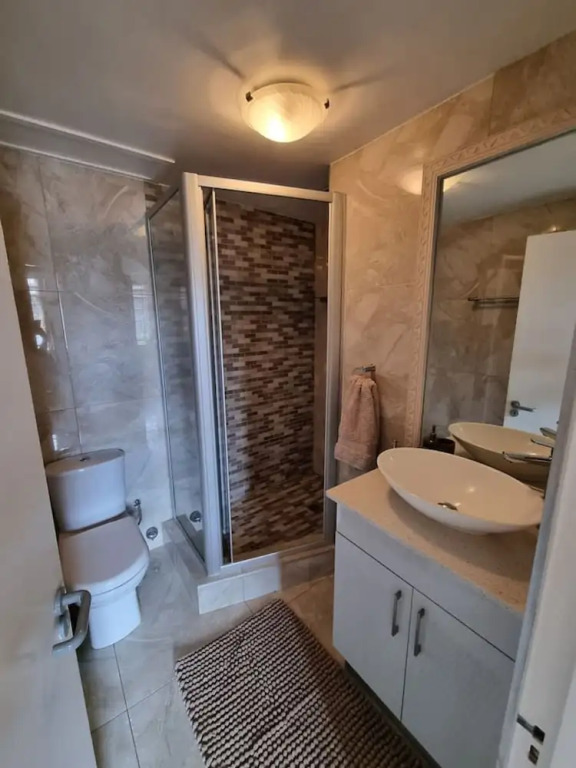 Luxurious Sea Point Apartment