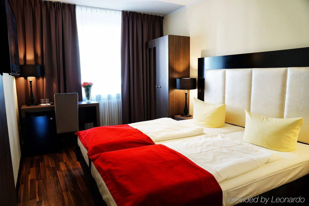 Hotel Admiral Frankfurt City Centre