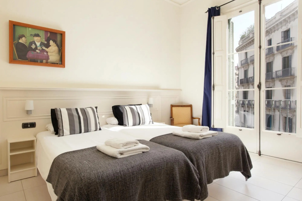 GAUDIR 1 · Apartment next to Pg de Gracia