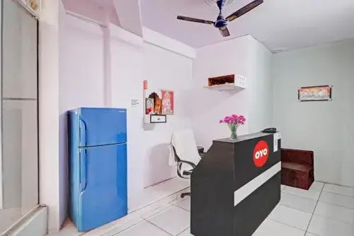 OYO 89612 Hotel Red Stone