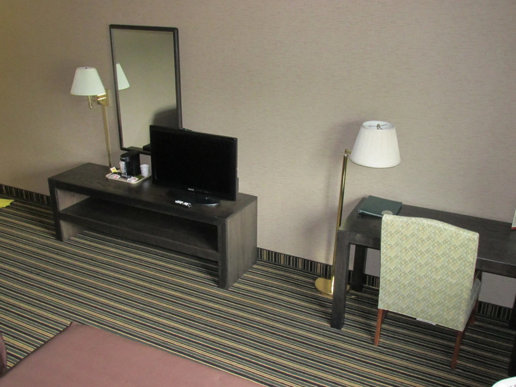 Woodfield Inn and Suites
