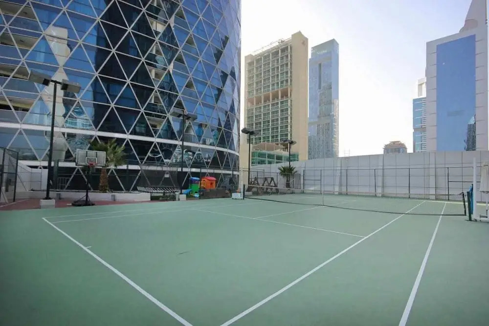 Spacious Apartment in the Classic Park Towers