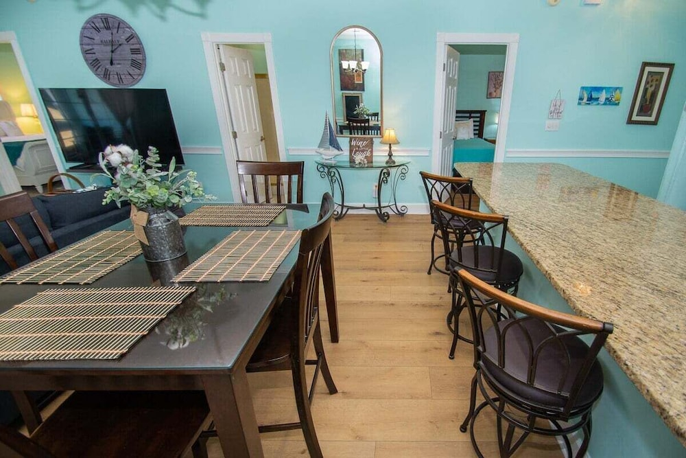 Magnolia Place 4789-103