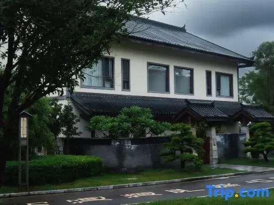 Muyang River Landscape Resort