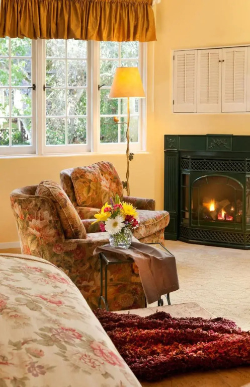 Old Monterey Inn