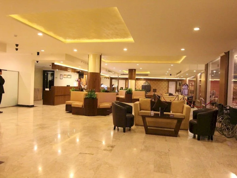 Towlan Hotel Suites 1