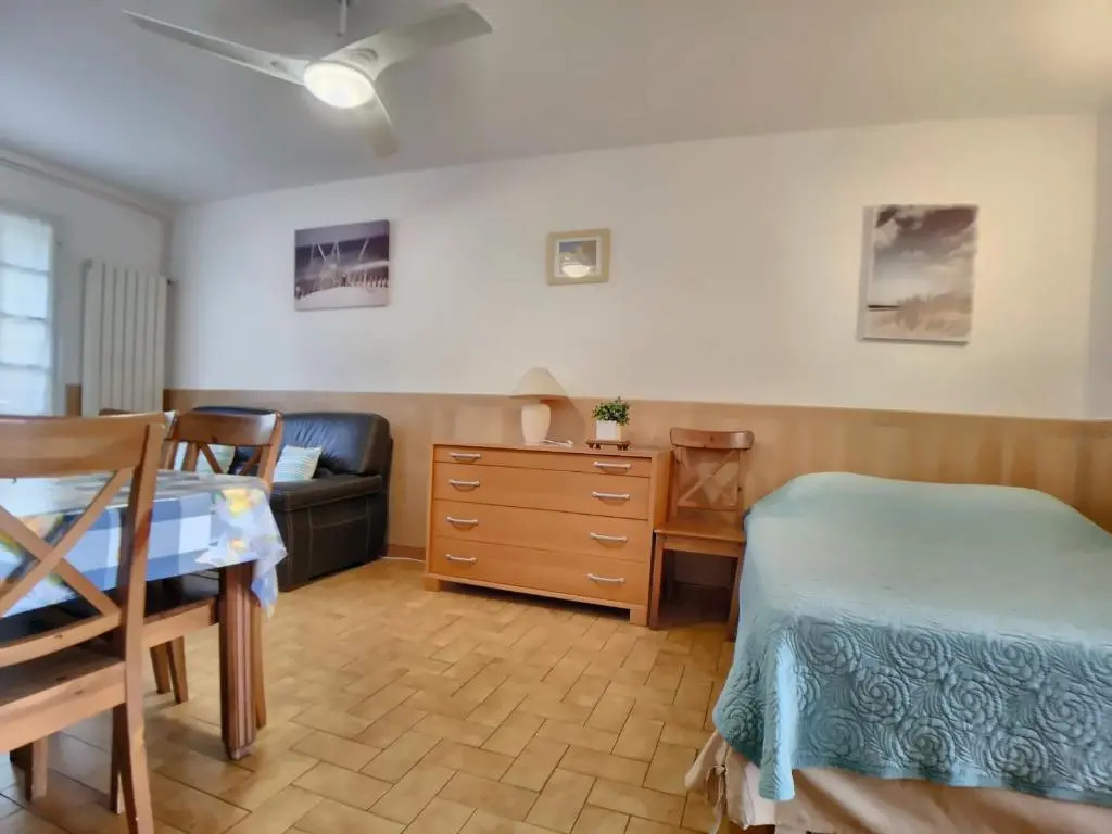 Appartement Saintes-Maries-de-la-Mer, 2 pièces, 6 personnes - FR-1-475-23