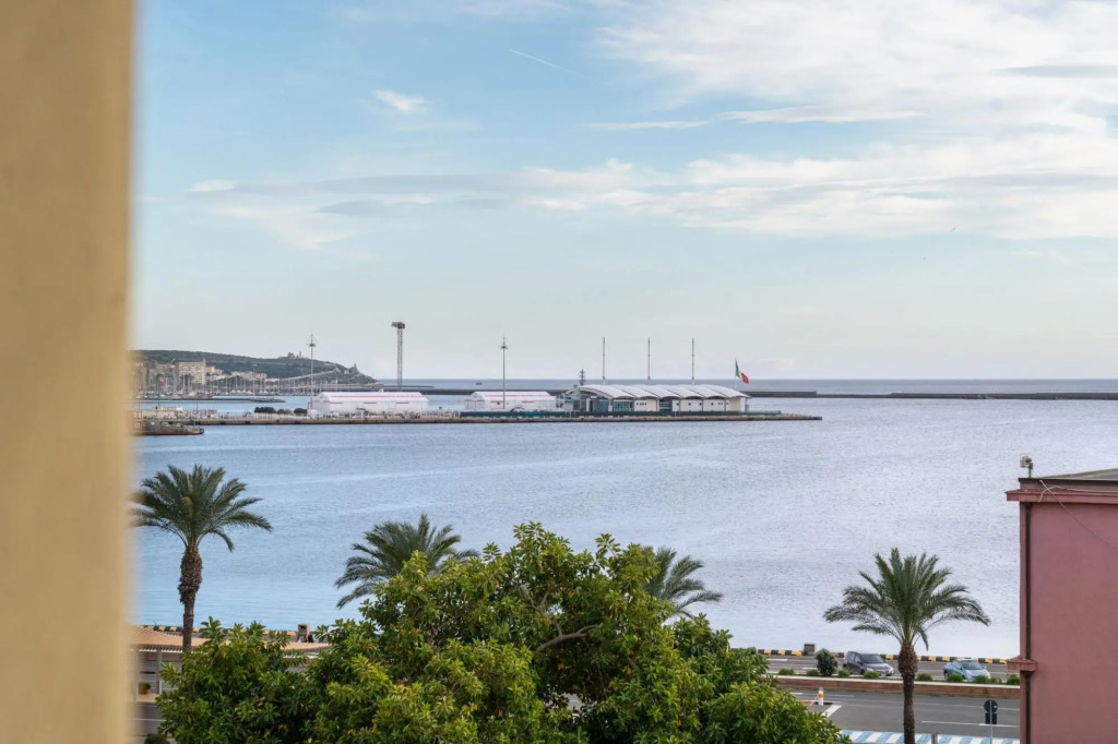 Affittacamere AioSardegna Al Porto-Camera 2_al_Porto
