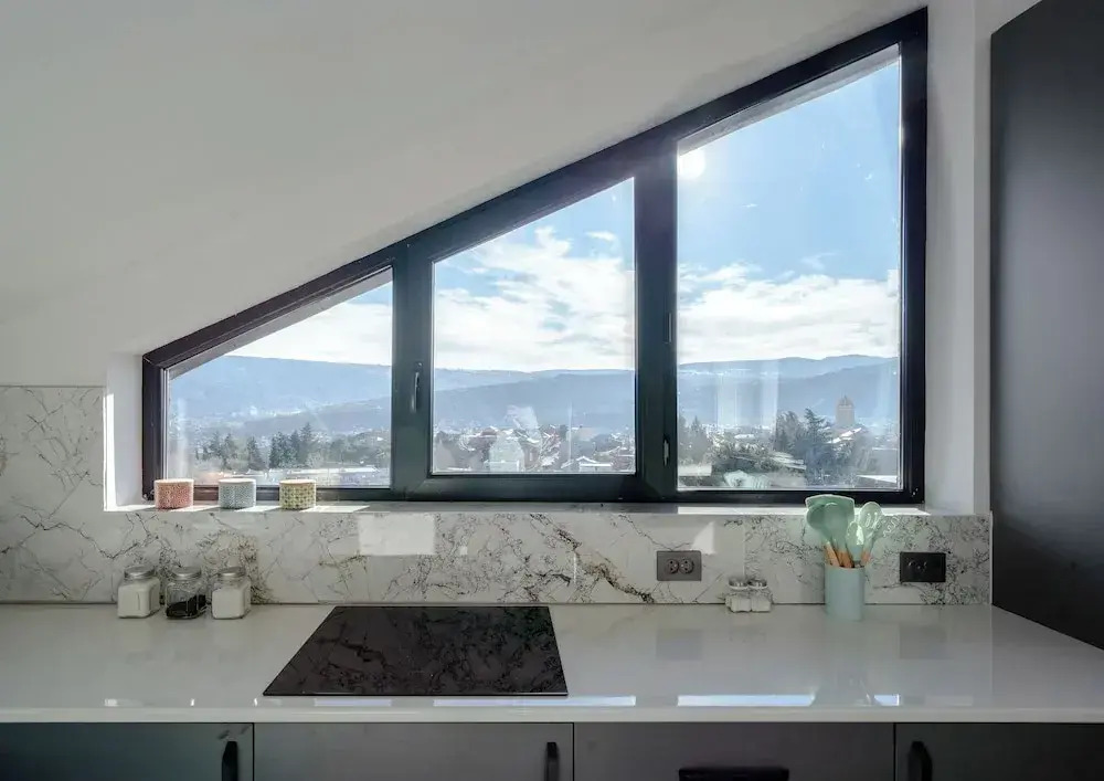 Niabi 3Bdr Mansard(No Front Desk Contact The 5 Days In Advance)
