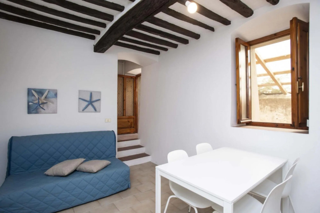 Peter Pan's Home characteristic apartment in the heart of Capoliveri-A CASA DI PETER PAN