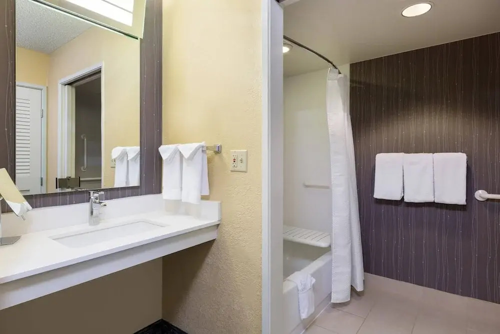 Courtyard by Marriott Austin The Domain Area