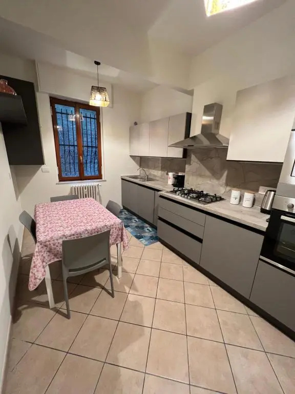 WELCOME RIVIERA -TORRE DAVORIO APPARTAMENTO 126 mq piuterrazzo25 mq - totalmente rinnovato- 250m dal centro - parcheggio a pagamento 20 euro al giorno da prenotare in anticipo salvo dispo -parking at 20 euro per day to be booked in advance if available
