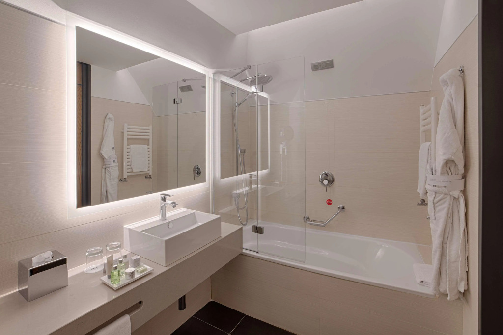 Отель NH Collection Milano Touring