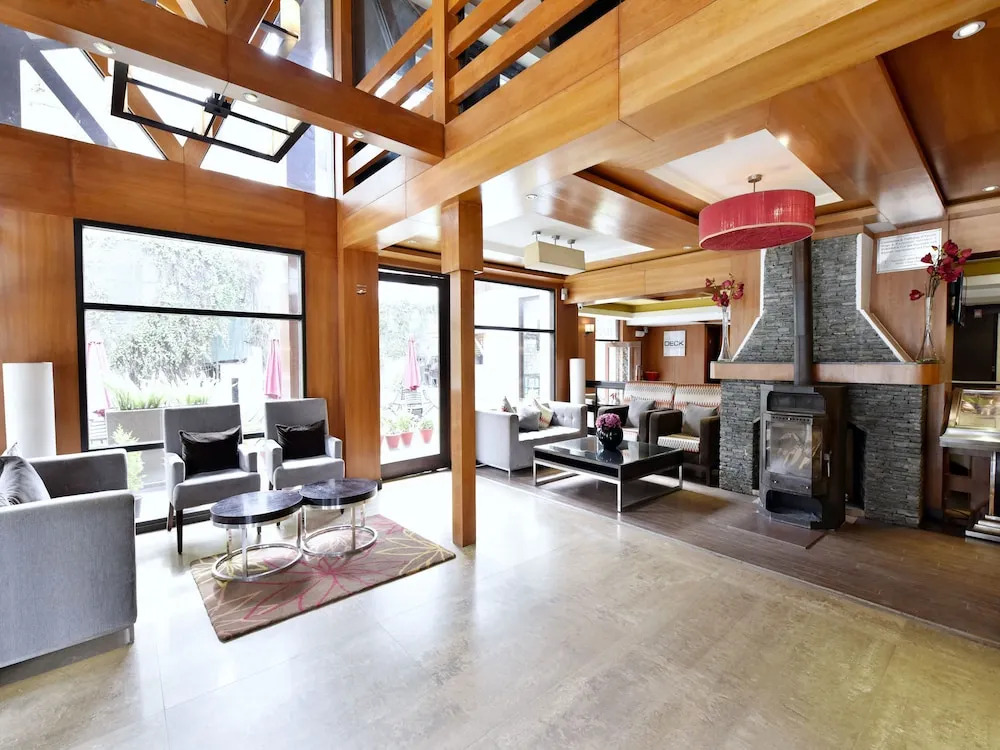 OYO 12325 River Country Cottages