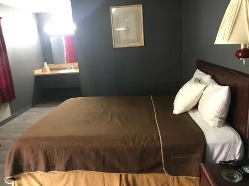 Budget Inn