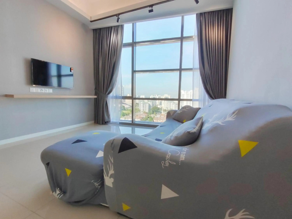 Executive 2-Bedroom Next to Paradigm Mall and New World Hotel