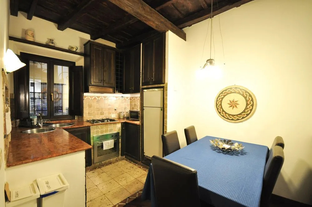 Holiday Apartments Rome - Trevi Fountain