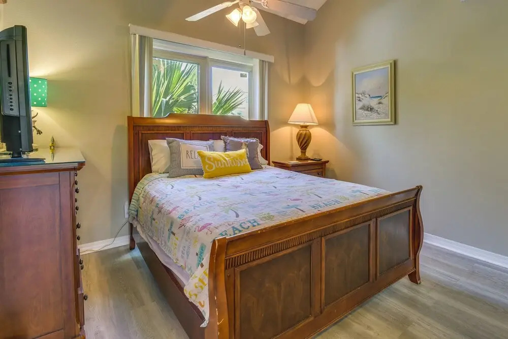Miramar Beach Rental w/ Pool Access & Golf Course!