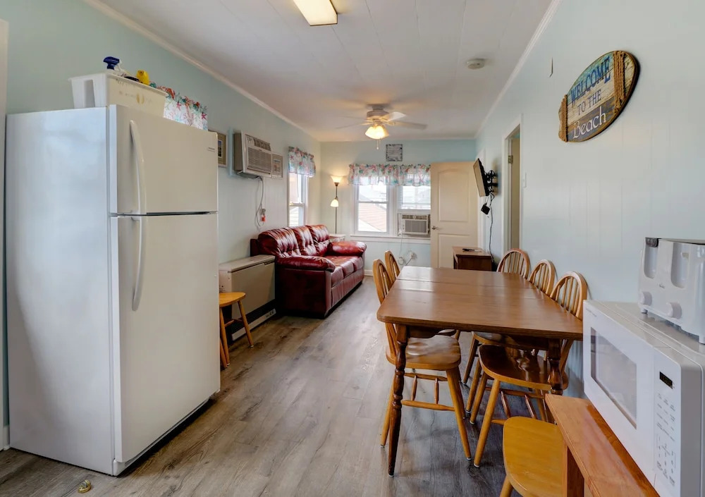 Biarritz Motel & Suites