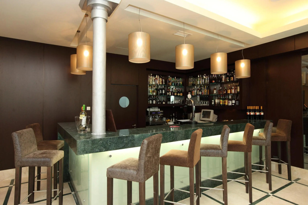 TURIM Restauradores Hotel